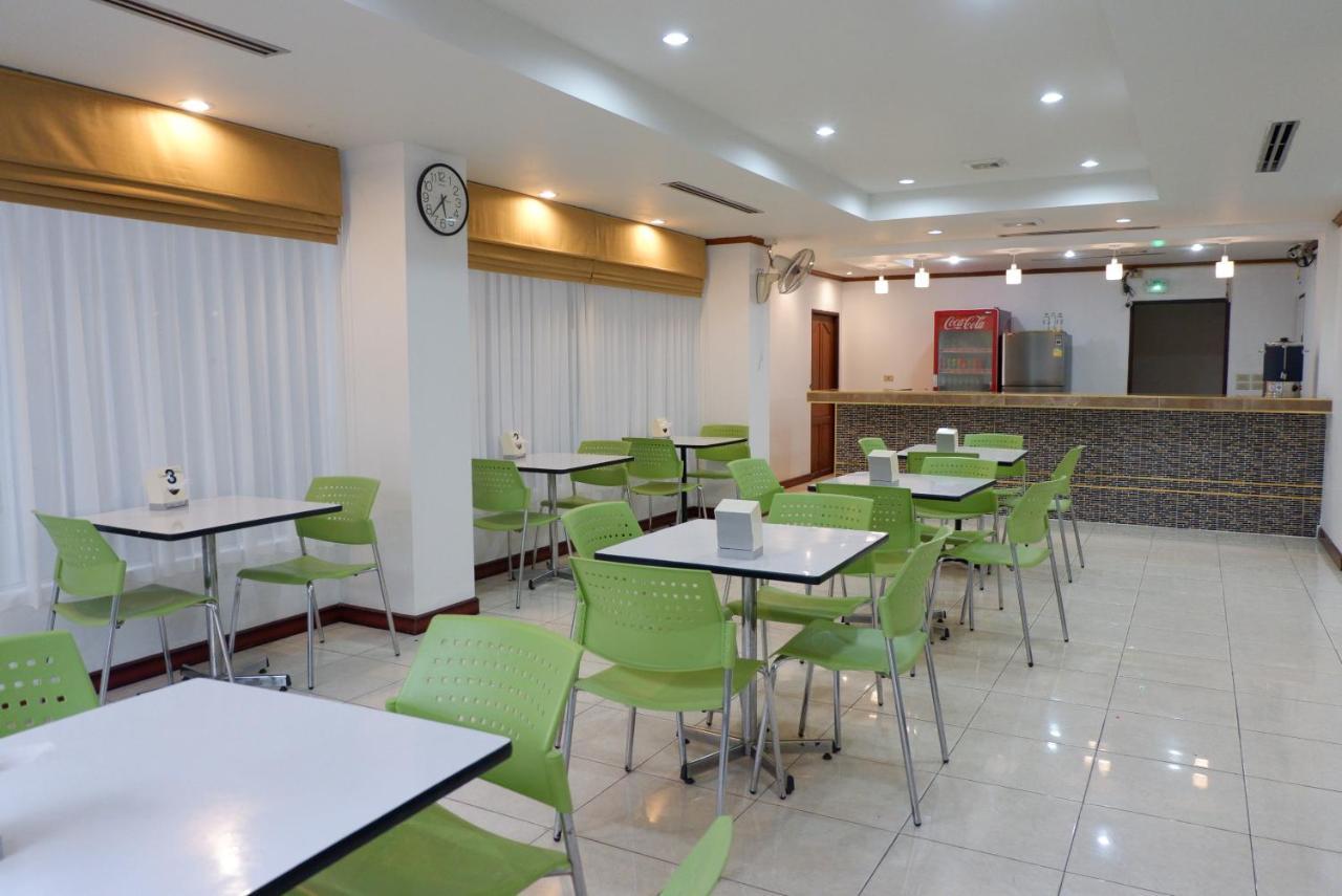 Auychai Grand Hotel Lang Suan Exterior foto